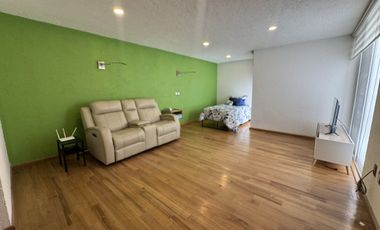 CASA EN VENTA CUMBRES CIMATARIO vista a la reserva