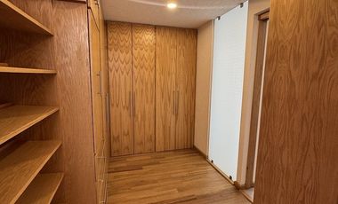 CASA EN VENTA CUMBRES CIMATARIO vista a la reserva