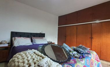 SE VENDE  casa cerca del Orfeo!! 3 dorm!!!