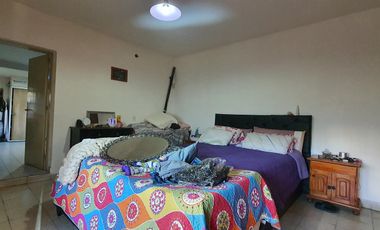 SE VENDE  casa cerca del Orfeo!! 3 dorm!!!