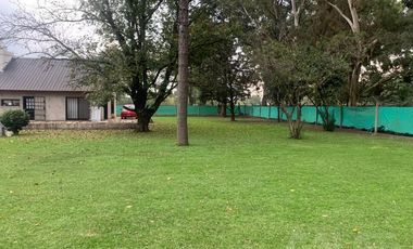 Casa Chalet - 4 ambientes - 3 dormitorios - Merlo - Pontevedra