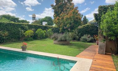 Venta Casa en Jose Marmol zona sur Oportunidad! Cercano a Estación de Mármol y Adrogué