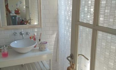 Venta Casa en Jose Marmol zona sur Oportunidad! Cercano a Estación de Mármol y Adrogué