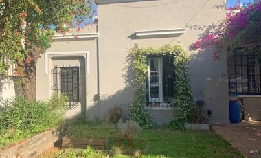 Venta Casa en Jose Marmol zona sur Oportunidad! Cercano a Estación de Mármol y Adrogué