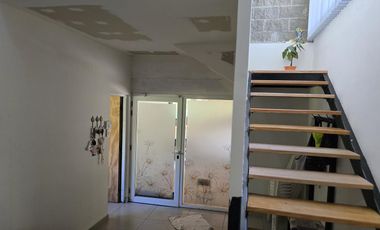 Casa Nivel Gerencial 5 dormitorios en Lote de 4924 m2 - Cipolletti