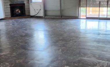 Edificio Comercial - Luis Guillon