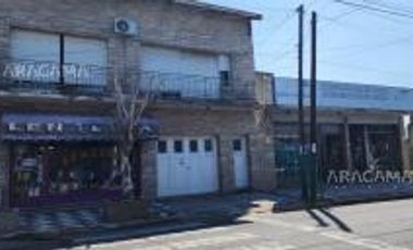 Edificio Comercial - Luis Guillon