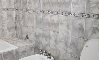 Edificio Comercial - Luis Guillon