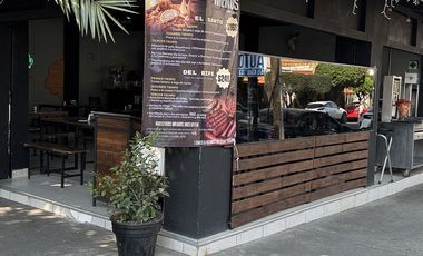 Local en esquina en venta en San Borja