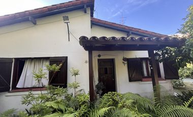 CASA CON GRAN TERRENO!!