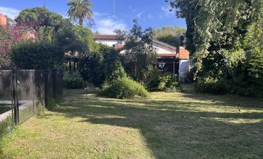CASA CON GRAN TERRENO!!