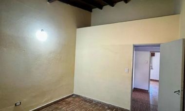 Casa centro pilar , excelente ubicacion Ideal inversionista