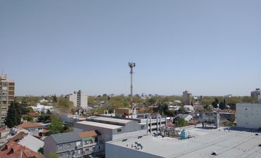 Departamento 2 ambientes AMOBLADO con Balcón y cochera! -