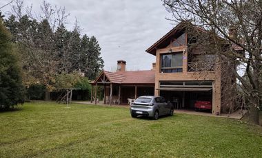 Casa en Funes - 2 Dormitorios - Pileta