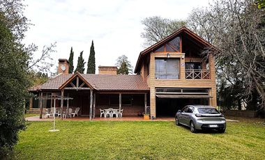 Casa en Funes - 2 Dormitorios - Pileta