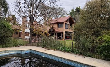 Casa en Funes - 2 Dormitorios - Pileta