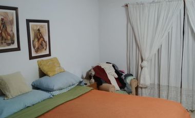 Casa en Funes - 2 Dormitorios - Pileta