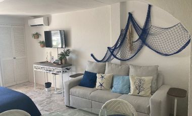 Estudio en renta Plaza Marina, Puerto Vallarta, Amueblado, Coto con alberca