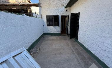 ALQUILER CASA 3 DORMITORIOS CON COCHERA- CIPOLLETTI