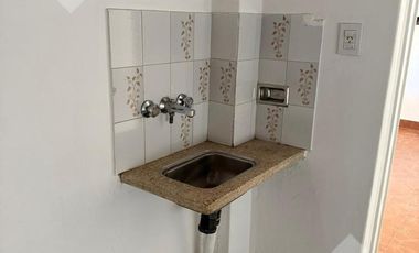 ALQUILER CASA 3 DORMITORIOS CON COCHERA- CIPOLLETTI