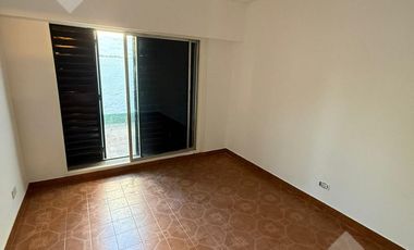 ALQUILER CASA 3 DORMITORIOS CON COCHERA- CIPOLLETTI