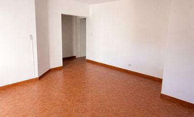 ALQUILER CASA 3 DORMITORIOS CON COCHERA- CIPOLLETTI