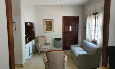 PH de 4 ambientes en Banfield  Este en 2 plantas al frente con terraza propia sin expensas