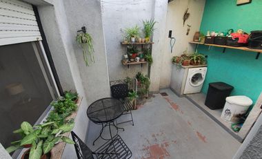 PH de 4 ambientes en Banfield  Este en 2 plantas al frente con terraza propia sin expensas