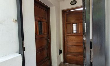 PH de 4 ambientes en Banfield  Este en 2 plantas al frente con terraza propia sin expensas