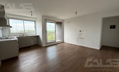 Departamento 2 ambientes en alquiler -  Cochera - Ituzaingó Centro