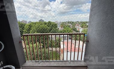 Departamento 2 ambientes en alquiler -  Cochera - Ituzaingó Centro