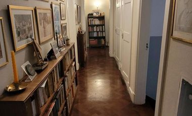 Casa en alquiler de 8 ambientes en La Lucila