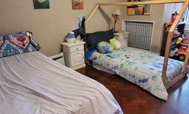 Casa en alquiler de 8 ambientes en La Lucila