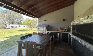 Casa en Venta | Loma Verde – Escobar | Lote 2900 m² con pileta y amplio parque