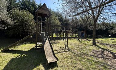 Casa en Venta | Loma Verde – Escobar | Lote 2900 m² con pileta y amplio parque