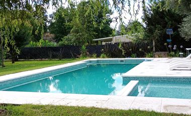 Casa en Venta | Loma Verde – Escobar | Lote 2900 m² con pileta y amplio parque