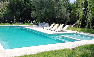 Casa en Venta | Loma Verde – Escobar | Lote 2900 m² con pileta y amplio parque