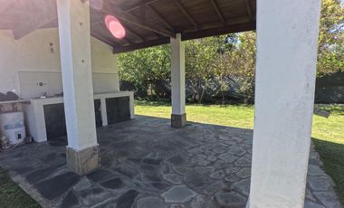 Casa | quinta en Venta | Tortuguitas | Jardín de 1800m2 Parquizado