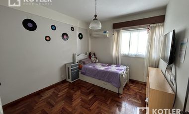 Departamento en el centro de lomitas!