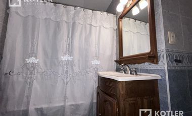 Departamento en el centro de lomitas!