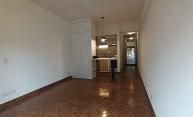 DEPARTAMENTO ALQUILER MONOAMBIENTE CON BALCON AL FRENTE