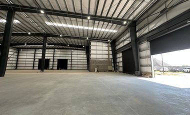 ALQUILER DEPOSITO 2870 M2 Y 360 M2 de OFICINAS - PLAZA INDUSTRIAL ESCOBAR