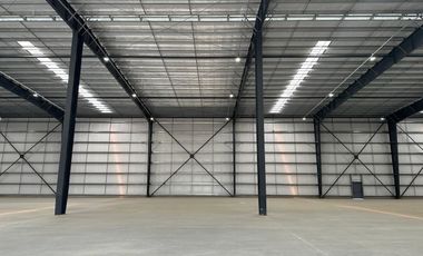 ALQUILER DEPOSITO 2870 M2 Y 360 M2 de OFICINAS - PLAZA INDUSTRIAL ESCOBAR