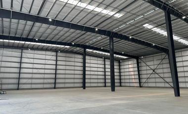 ALQUILER DEPOSITO 2870 M2 Y 360 M2 de OFICINAS - PLAZA INDUSTRIAL ESCOBAR