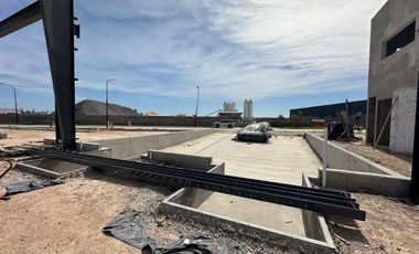 ALQUILER DEPOSITO 2870 M2 Y 360 M2 de OFICINAS - PLAZA INDUSTRIAL ESCOBAR