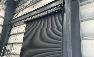 ALQUILER DEPOSITO 2870 M2 Y 360 M2 de OFICINAS - PLAZA INDUSTRIAL ESCOBAR