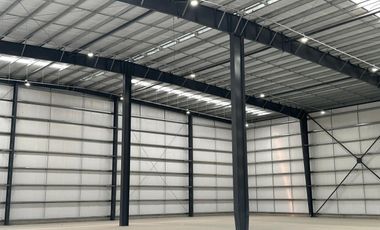 ALQUILER DEPOSITO 2870 M2 Y 360 M2 de OFICINAS - PLAZA INDUSTRIAL ESCOBAR