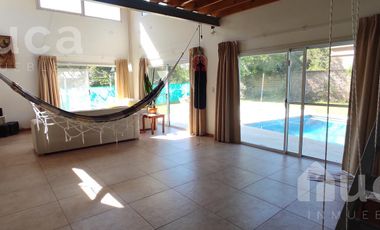 Alq Temporal | Moderna y Luminosa casa en Ing, Maaschwitz, La Bota.