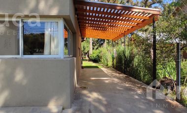 Alq Temporal | Moderna y Luminosa casa en Ing, Maaschwitz, La Bota.