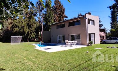 Alq Temporal | Moderna y Luminosa casa en Ing, Maaschwitz, La Bota.